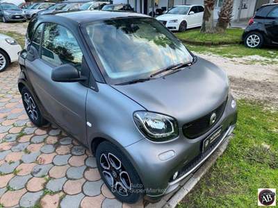 Smart ForTwo 70 1.0 twinamic Passion Grigio usata Latina