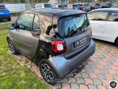 Smart ForTwo 70 1.0 twinamic Passion Grigio usata Latina