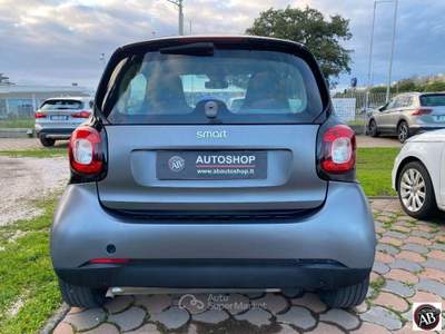 Smart ForTwo 70 1.0 twinamic Passion Grigio usata Latina