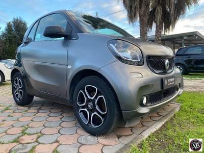 Smart ForTwo 70 1.0 twinamic Passion Grigio usata Latina