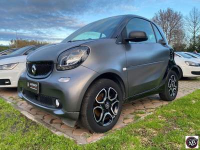Smart ForTwo 70 1.0 twinamic Passion Grigio usata Latina
