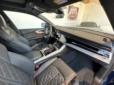 Audi Q8 3.0 tdi mhev S line edition quattro 286cv tiptronic Blu/Azzurro usata Seveso