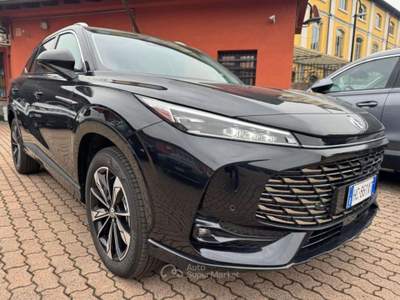 MG HS 1.5 FULL HYBRID+ 224CV  LUXURY KM0 Nero usata Milano