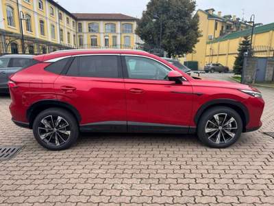 MG HS 1.5 FULL HYBRID+ 224CV  LUXURY KM0 Rosso usata Milano
