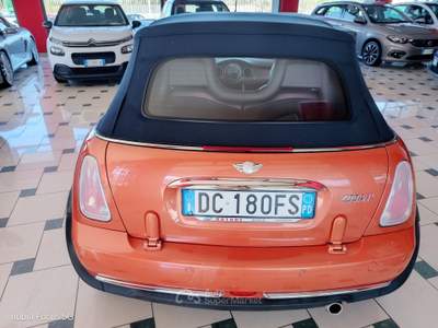 MINI 1.5 Cooper D Hype 5 1.6 16V Cooper Cabrio Arancione usata Bisceglie