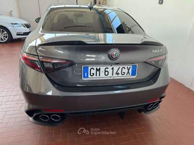 Alfa Romeo Giulia 2.9 V6 Quadrifoglio 510cv auto carboceramica Grigio usata Parma