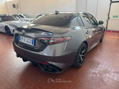 Alfa Romeo Giulia 2.9 V6 Quadrifoglio 510cv auto carboceramica Grigio usata Parma