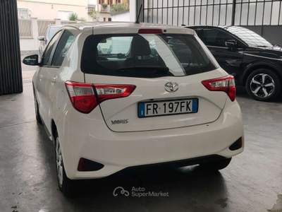 Toyota Yaris Yaris III 2017 5p 1.0 Active Bianco usata Desio