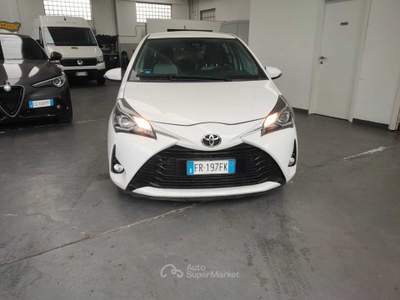 Toyota Yaris Yaris III 2017 5p 1.0 Active Bianco usata Desio