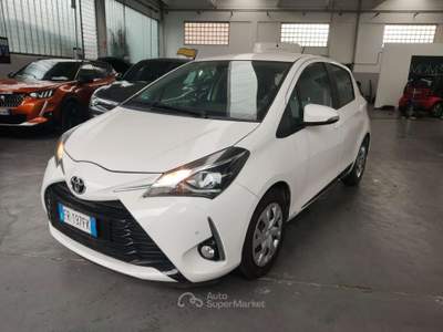 Toyota Yaris Yaris III 2017 5p 1.0 Active Bianco usata Desio