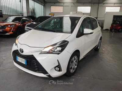 Toyota Yaris Yaris III 2017 5p 1.0 Active Bianco usata Desio