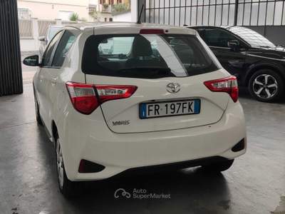 Toyota Yaris Yaris III 2017 5p 1.0 Active Bianco usata Desio