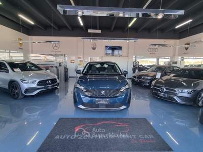 Peugeot 3008 S&S Allure Blu/Azzurro usata Mottola