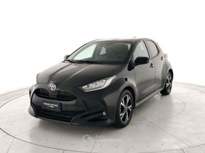 Toyota Yaris Yaris 1.5h trend Nero usata Parma