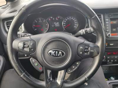 Kia Carens OK NEOPATENTATI, GARANZIA L.12 MESI, TETTO PANORAMICO APRIBILE Bronzo usata Reggio nell'Emilia