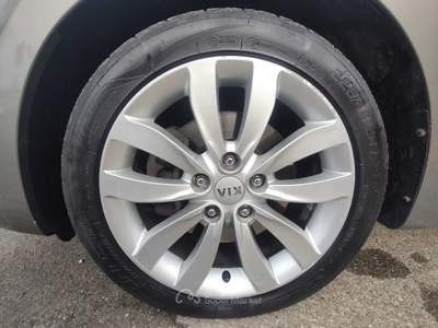 Kia Carens OK NEOPATENTATI, GARANZIA L.12 MESI, TETTO PANORAMICO APRIBILE Bronzo usata Reggio nell'Emilia