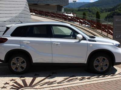 Suzuki Vitara 1.4 Hybrid 4WD AllGrip Cool+ Bianco usata Denno