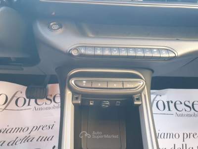 Jeep Avenger 1.2 Turbo 100 CV MHEV Longitude Grigio usata Taranto