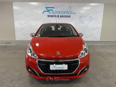 Peugeot 208 Peugeot 208 1.2 Benz. 110cv GT-Line Arancione usata Pompei