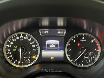 Infiniti Q30 Infiniti Q30 1.5 d Sport usata Mazzano