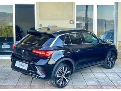 Volkswagen T-Roc 150 CV DSG R-Line "Fari IQ.LIGHT LED MATRIX" Nero usata COSOLETO