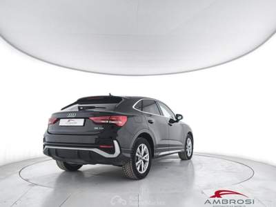 Audi Q3 35 2.0 tdi S line edition s-tronic Sportback Nero usata Corciano