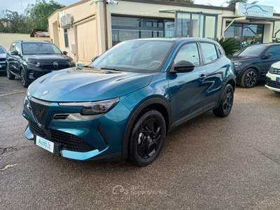 Alfa Romeo Junior Hybrid eDCT6 Blu/Azzurro usata Monopoli