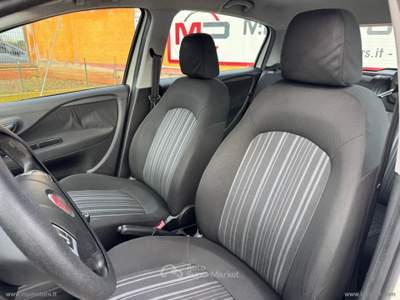 Fiat Punto Evo PUNTO EVO DYNAMIC 1.3MJ 75CV Bianco usata Bari