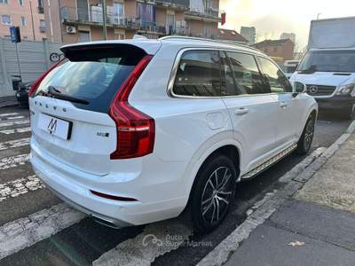 Volvo XC90 2.0 B5 Mhev Momentum awd 7p - AUT/NAV/TETTO/CAMERA Bianco usata Sesto San Giovanni