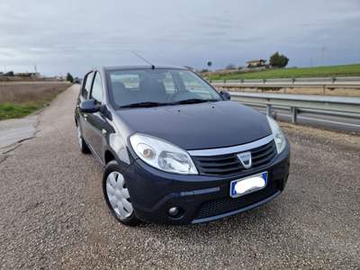 Dacia Sandero Ambiance Grigio usata Gravina in Puglia