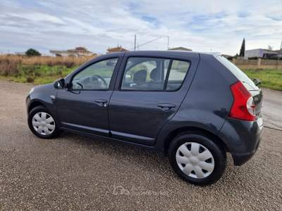 Dacia Sandero Ambiance Grigio usata Gravina in Puglia