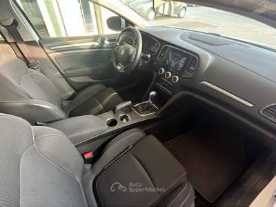 Renault Mégane Mégane Sporter Blue dCi 115 CV Business Bianco usata Pordenone