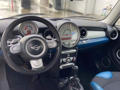 MINI 1.5 Cooper D Hype 5 Cooper D 1.6 diesel **CAMBIO AUTOMATICO** Blu/Azzurro usata Bari