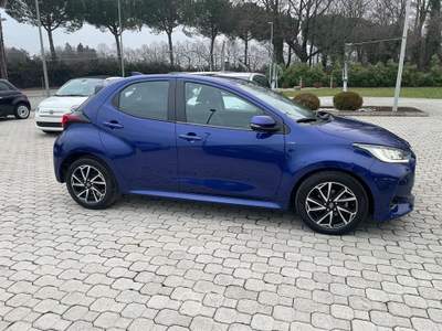 Toyota Yaris TOYOTA YARIS KM 15000 ! Blu/Azzurro usata Forlì