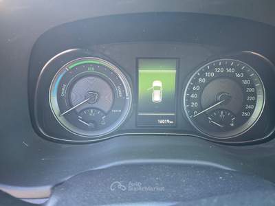 Hyundai Kona HYUNDAY KONA BENZ-ELETTRICA KM 16000 UNICO PROPRIETARIO Argento usata Forlì