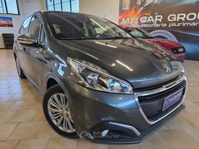 Peugeot 208 PEUGEOT 208 STYLE 1.2 BENZINA 82 CAVALLI Grigio usata Teramo