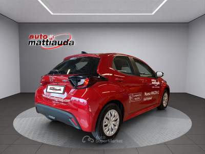 Mazda 2 2 1.5 vvt full hybrid electric Prime Line e-cvt Rosso usata Cuneo