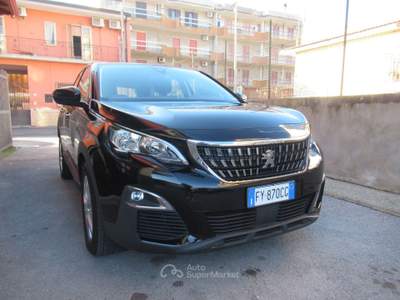 Peugeot 3008 S&S Business Nero usata Striano