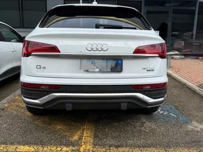 Audi Q5 40 2.0 tdi mhev 12V S line Plus quattro s-tronic Bianco usata Cento