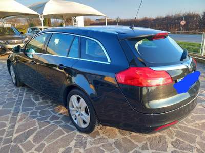 Opel Insignia 2.0 cdti ecoflex Cosmo 160cv usata Viadana