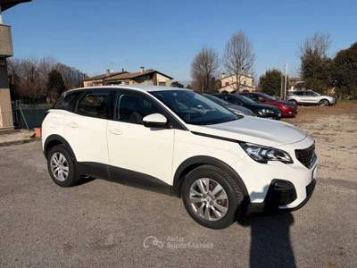 Peugeot 3008 S&S EAT8 Active Bianco usata VILLORBA