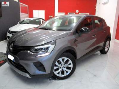 Renault Captur TCe 12V 90 CV Intens Grigio usata Vittoria