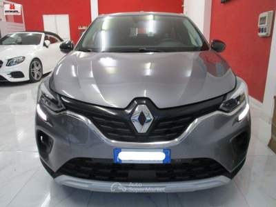 Renault Captur TCe 12V 90 CV Intens Grigio usata Vittoria