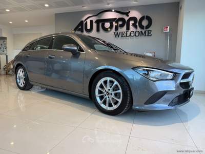 Mercedes-Benz CLA CLA 180 d Aut. Shooting Brake Bus. Extra Grigio usata San Michele salentino