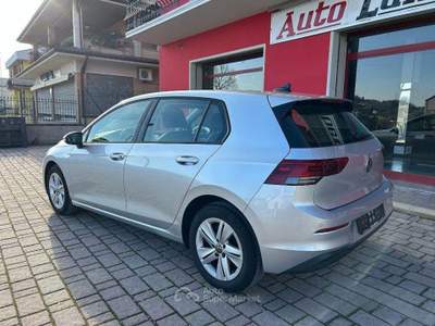 Volkswagen Golf SCR Life usata San Ginesio