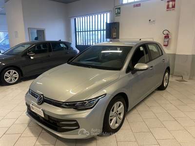 Volkswagen Golf SCR Life Argento usata Gozzano