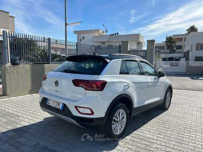 Volkswagen T-Roc Life Bianco usata Monopoli