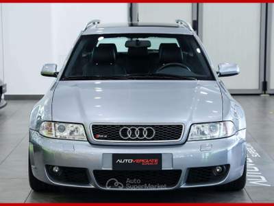 Audi RS 4 **2.7 V6 cat Avant Grigio usata Vergiate