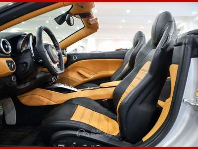 Ferrari California **T DCT|SCUDETTI|CAVALLINO Argento usata Vergiate