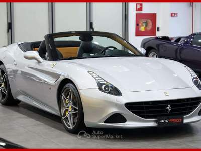 Ferrari California **T DCT|SCUDETTI|CAVALLINO Argento usata Vergiate